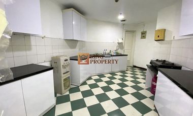 Panoraman laut! Super luas unit Langka  Disewakan Penthouse siap huni Apartemen Mitra Bahari