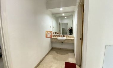 Panoraman laut! Super luas unit Langka  Disewakan Penthouse siap huni Apartemen Mitra Bahari