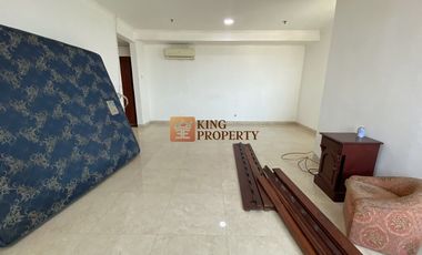 Panoraman laut! Super luas unit Langka  Disewakan Penthouse siap huni Apartemen Mitra Bahari