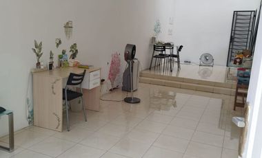 DIJUAL/DISEWAKAN RUMAH SEMI FURNISH TAMAN UBUD CENDANA, LIPPO KARAWACI