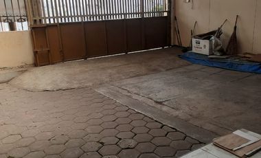 RUMAH LUAS LOKASI STRATEGIS TENGAH KOTA SIAP HUNI DI SRIWIJAYA BANDUNG