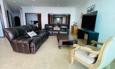 Tu Refugio frente al Mar . Condo en Renta a la Orilla del Oceano Pacifico