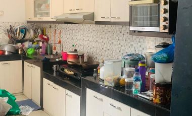 RUMAH BAGUS 2 LANTAI SEMI FURNISHED SIAP HUNI DI SETRA DAGO ANTAPANI BANDUNG