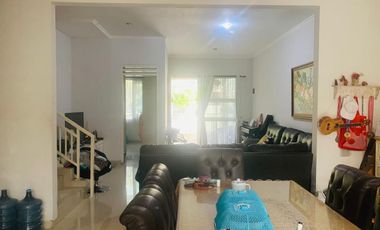 RUMAH BAGUS 2 LANTAI SEMI FURNISHED SIAP HUNI DI SETRA DAGO ANTAPANI BANDUNG