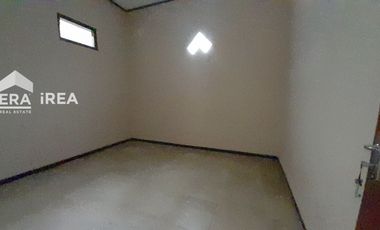 DIJUAL RUMAH MURAH DEKAT LOTTE MART TIPES DAN PUSAT BISNIS SOLO BARU