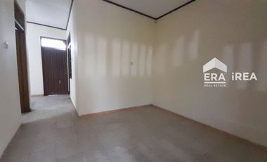 DIJUAL RUMAH MURAH DEKAT LOTTE MART TIPES DAN PUSAT BISNIS SOLO BARU