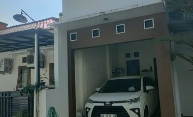 Rumah Modern 2 Lantai Full Furnished di Perum Galaxy Permai, Boyolali