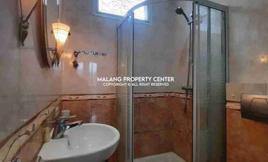 Rumah 2 lantai Mewah Classic Siap Huni di Golf Araya. Full Furnished.