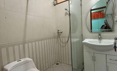 Rumah disewakan untuk usaha di Darmo Permai Selatan II, Surabaya