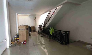Di jual/sewa Ruko 3 lantai area premium di taman ratu jakarta barat