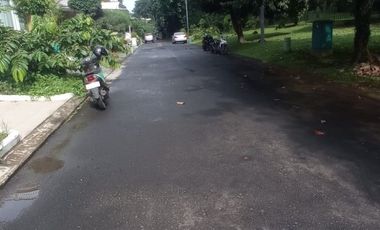 Kavling Hoek Siap Bangun di The Green BSD Dekat Akses Tol