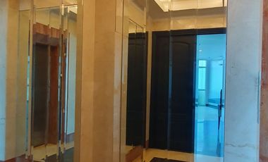 DIJUAL / DISEWA Apartemen Bellagio Mansion Mega Kuningan 4 BR - Private Lift Dekat ke LRT MRT Busway One Satrio