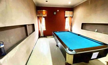 Rumah Mewah 3 Lantai Strategis