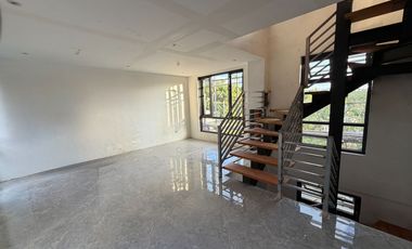 Ridge View 4BR house with panoramic BGC, Makati & Alabang skyline views. Modern Australian design in an exclusive Taytay, Rizal community