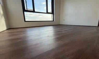 Ridge View 4BR house with panoramic BGC, Makati & Alabang skyline views. Modern Australian design in an exclusive Taytay, Rizal community