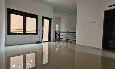 Rumah Baru 2 Lantai Harga Murah Siap Huni Di Kopo Permai Bandung