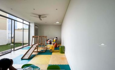 3 Bedroom condo unit For Sale in The Salcedo Park at Makati City