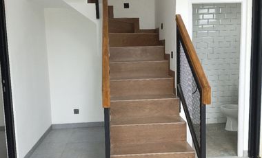 Rumah Baru 2 Lantai Dalam Cluster Eksklusif Lingkungan Islami, DP 0% Cicilan Mulai 5 Jutaan, Lokasi Strategis 5 Menit ke Summarecon Mall dan Stasiun KRL di Bekasi - FREE BPHTB & Bebas Biaya Biaya