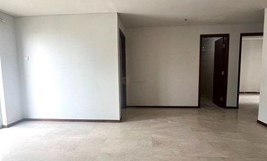 Jarang Ada Sewa 2BR Unfurnished di Royal Mediterania Garden Akses ke Mall Central Park. APL Tower, Taman Anggrek Fasilitas Kolam Renang, Gym, Sauna