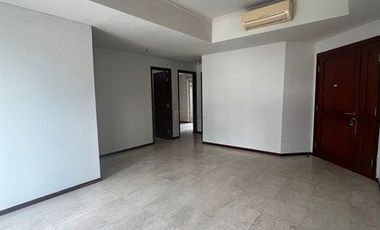 Jarang Ada Sewa 2BR Unfurnished di Royal Mediterania Garden Akses ke Mall Central Park. APL Tower, Taman Anggrek Fasilitas Kolam Renang, Gym, Sauna