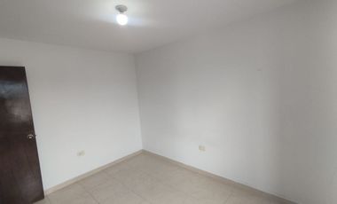 Apartamento en Arriendo en unidad cerrada en la Elvira