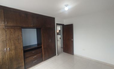 Apartamento en Arriendo en unidad cerrada en la Elvira