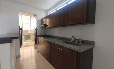 Apartamento en Arriendo en unidad cerrada en la Elvira