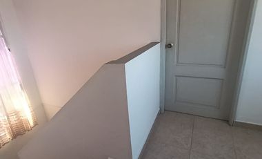 CASA DE DOS PISOS EN EL BARRIO BOSTON DE BARRANQUILLA
