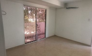 CASA DE DOS PISOS EN EL BARRIO BOSTON DE BARRANQUILLA