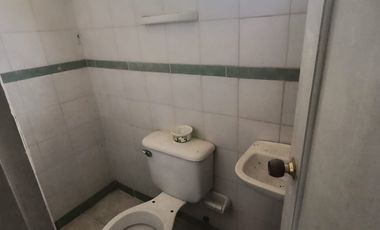 CASA DE DOS PISOS EN EL BARRIO BOSTON DE BARRANQUILLA