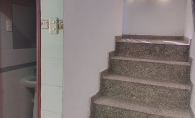 CASA DE DOS PISOS EN EL BARRIO BOSTON DE BARRANQUILLA