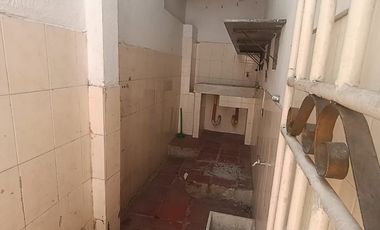 CASA DE DOS PISOS EN EL BARRIO BOSTON DE BARRANQUILLA