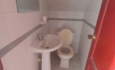 CASA DE DOS PISOS EN EL BARRIO BOSTON DE BARRANQUILLA