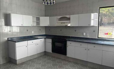 *Casa en Venta en Club campestre Erandeni