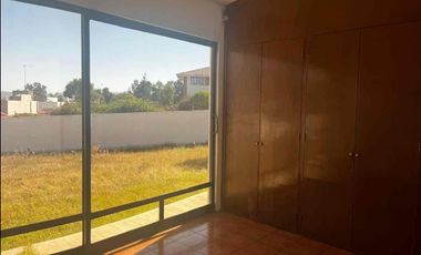 *Casa en Venta en Club campestre Erandeni