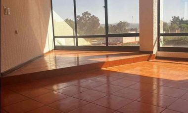 *Casa en Venta en Club campestre Erandeni