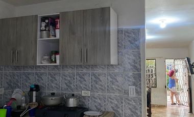 CASA DE DOS PISOS DIVIDIDA EN DOS APARTAMENTOS EN NUEVO HORIZONTE SOLEDAD (ATLANTICO)