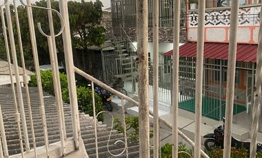 CASA DE DOS PISOS DIVIDIDA EN DOS APARTAMENTOS EN NUEVO HORIZONTE SOLEDAD (ATLANTICO)