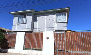 Casa en venta de 4 dormitorios, 2 baños, Las Compañias, La Serena