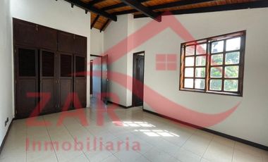 Casa campestre en Arriendo Robledo La Pola Medellin