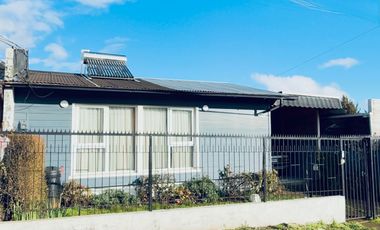 SE VENDE CASA 3 DORMITORIOS 2 BAÑOS CAMPOS DEPORTIVOS + DEPARTAMENTO DE INTERIOR