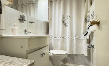 SE VENDE CASA 3 DORMITORIOS 2 BAÑOS CAMPOS DEPORTIVOS + DEPARTAMENTO DE INTERIOR