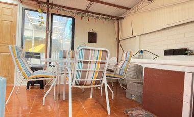 SE VENDE CASA 3 DORMITORIOS 2 BAÑOS CAMPOS DEPORTIVOS + DEPARTAMENTO DE INTERIOR