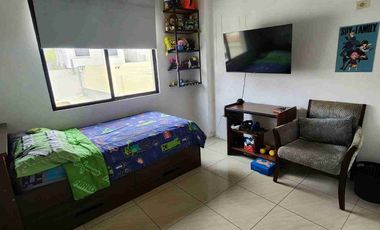 Venta Casa 261m2 Via a la Costa km 9 Urb.Bosques de la Costa