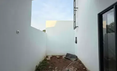 Dijual Rumah Depok Limo Mewah Modern 2 Lantai Lokasi Strategis & Nempel Jakarta Selatan Akses Tol terdekat Nyaman
