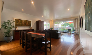VENDO DEPARTAMENTO DE 222 m2 TIPO CASITA EN 1er. PISO ELEVADO, RODEADO DE TERRAZAS Y FRENTE A PARQUE