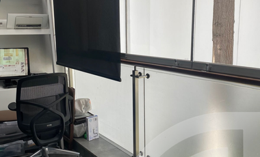 VENDO DEPARTAMENTO DE 222 m2 TIPO CASITA EN 1er. PISO ELEVADO, RODEADO DE TERRAZAS Y FRENTE A PARQUE