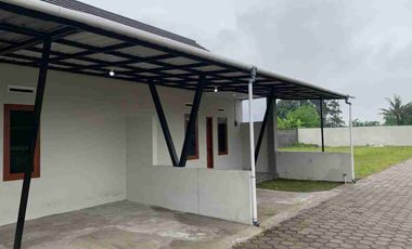 dikontrakkan rumah baru di seputaran barat terminal Jombor