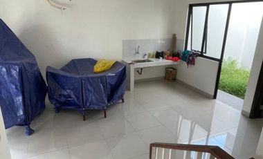 Sewa Rumah Minimalis Modern dengan Desain Cantik Nikmati Gaya Hidup di Hunian yang Nyaman dan Fungsional. Lokasi Strategis Di Cluster La Seinee