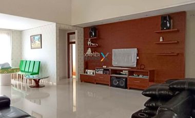 Dijual Rumah Mewah Terawat 2 Lantai di Boulevard Puncak Dieng, Malang